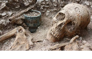 كشف يك قبرستان 1400ساله توسط سربازان انگليسي 