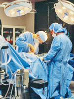 مضرات لنزهاي رنگي از سير تا پياز!!!