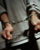 جاعلان حرفه‌اي كه اقدام به جعل برگه جريمه اتومبيل، مهر بانك، شناسنامه و قولنامه مي‌كردند، دستگير شدند.